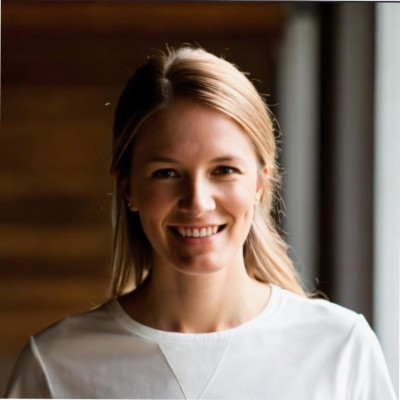 Sarah Campbell, Vice President Client Experience & Growth, R37 Labs, R1